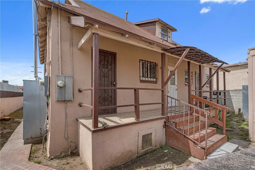 1017 W 99th Street, Los Angeles, California 90044 home-pic-38